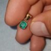 Dije Clásico de Esmeralda Natural – 0.62 ct 0 Usd