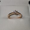 Anillo de compromiso en oro italiano con diamante de 25 puntos 0 dolares