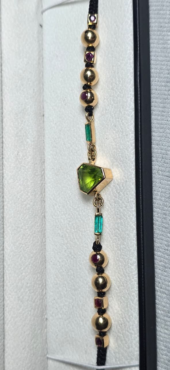 WhatsApp Image 2026-03-03 at 1.49.58 AM Pulsera Peridoto esmeraldas y Rubis