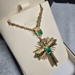 Cruz de oro 18k