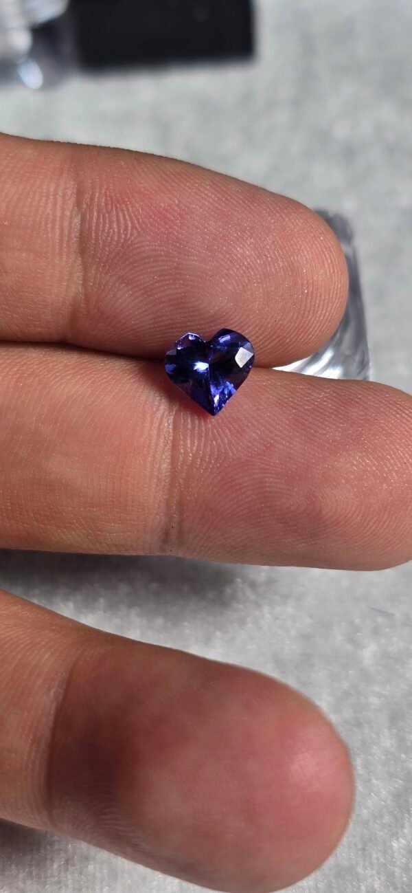 Tanzanita Forma Corazon 1.5 quilates 0 USD